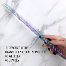 Charger l&#39;image dans la galerie, Made to Order Signature Twist Wand

